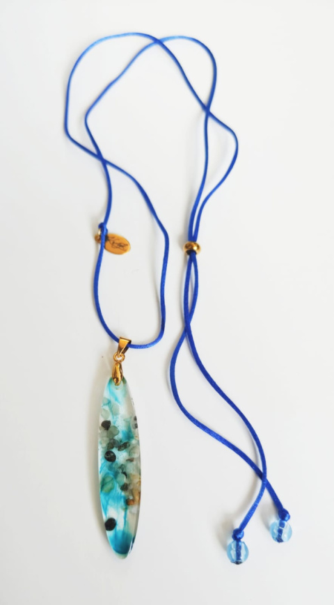 Kamykbijoux.pl – wisior, SUP, surf, naszyjnik Kamyk Bijoux, wisior Kamyk Bijoux, zawieszka z żywicy epoksydowej handmade Kamykbijoux.pl – wisior, SUP, surf, naszyjnik Kamyk Bijoux, wisior Kamyk Bijoux, zawieszka z żywicy epoksydowej handmade