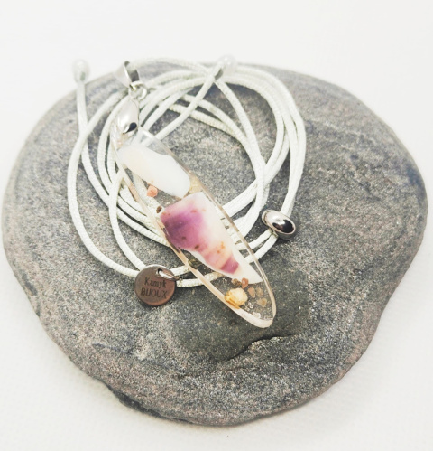 Kamykbijoux.pl – wisior, SUP, surf, naszyjnik Kamyk Bijoux, wisior Kamyk Bijoux, zawieszka z żywicy epoksydowej handmade Kamykbijoux.pl – wisior, SUP, surf, naszyjnik Kamyk Bijoux, wisior Kamyk Bijoux, zawieszka z żywicy epoksydowej handmade