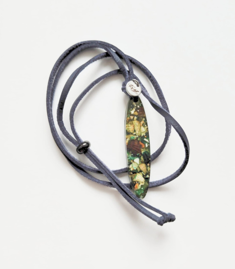 Kamykbijoux.pl – wisior surf, naszyjnik Kamyk Bijoux, wisior Kamyk Bijoux, zawieszka z żywicy epoksydowej handmade Kamykbijoux.pl – wisior surf, naszyjnik Kamyk Bijoux, wisior Kamyk Bijoux, zawieszka z żywicy epoksydowej handmade