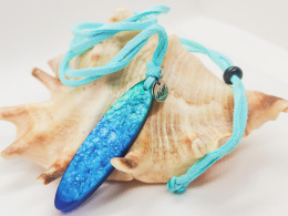 Kamykbijoux.pl – wisior, SUP, surf, naszyjnik Kamyk Bijoux, wisior Kamyk Bijoux, zawieszka z żywicy epoksydowej handmade
