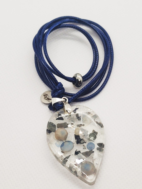 Kamykbijoux.pl – wisior, SUP, surf, naszyjnik Kamyk Bijoux, wisior Kamyk Bijoux, zawieszka z żywicy epoksydowej handmade Kamykbijoux.pl – wisior, SUP, surf, naszyjnik Kamyk Bijoux, wisior Kamyk Bijoux, zawieszka z żywicy epoksydowej handmade