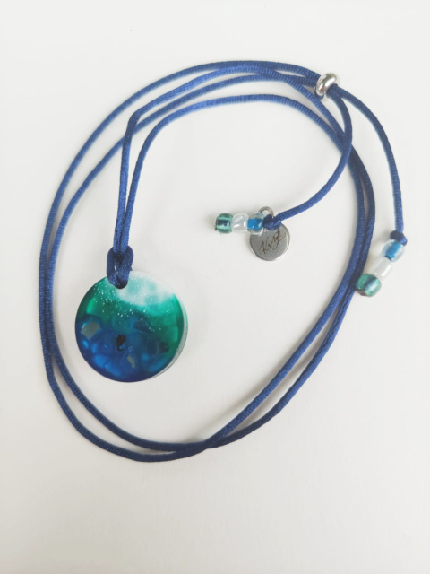 Kamykbijoux.pl – wisior serce, naszyjnik Kamyk Bijoux, wisior Kamyk Bijoux, zawieszka z żywicy epoksydowej handmade Kamykbijoux.pl – wisior serce, naszyjnik Kamyk Bijoux, wisior Kamyk Bijoux, zawieszka z żywicy epoksydowej handmade