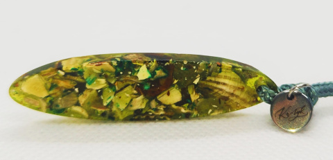 Kamykbijoux.pl – wisior surf, naszyjnik Kamyk Bijoux, wisior Kamyk Bijoux, zawieszka z żywicy epoksydowej handmade Kamykbijoux.pl – wisior surf, naszyjnik Kamyk Bijoux, wisior Kamyk Bijoux, zawieszka z żywicy epoksydowej handmade