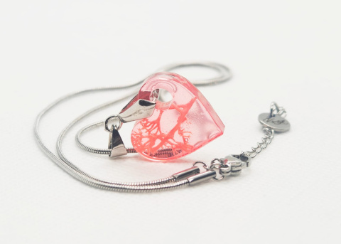 Kamykbijoux.pl – wisior SERCE, naszyjnik Kamyk Bijoux, wisior Kamyk Bijoux, zawieszka z żywicy epoksydowej handmade, WALENTYNKI Kamykbijoux.pl – wisior SERCE, naszyjnik Kamyk Bijoux, wisior Kamyk Bijoux, zawieszka z żywicy epoksydowej handmade, WALENTYNKI