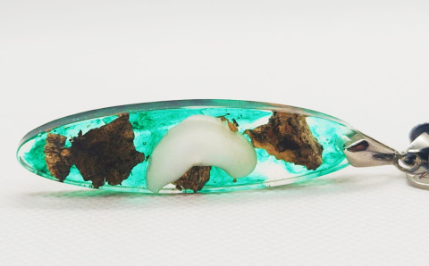 Kamykbijoux.pl – wisior SUP, naszyjnik Kamyk Bijoux, wisior Kamyk Bijoux, zawieszka z żywicy epoksydowej handmade, WALENTYNKI Kamykbijoux.pl – wisior SUP, naszyjnik Kamyk Bijoux, wisior Kamyk Bijoux, zawieszka z żywicy epoksydowej handmade, WALENTYNKI