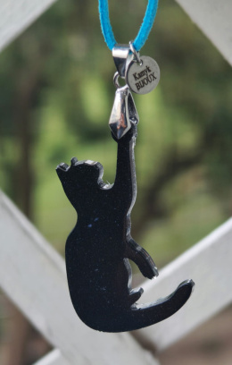 Kamykbijoux.pl – wisior, SUP, surf, naszyjnik Kamyk Bijoux, wisior Kamyk Bijoux, zawieszka z żywicy epoksydowej handmade