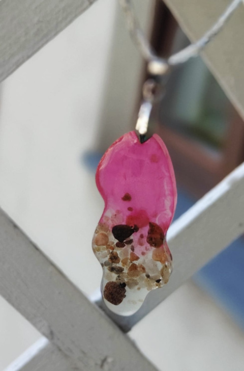 Kamykbijoux.pl – wisior serce, naszyjnik Kamyk Bijoux, wisior Kamyk Bijoux, zawieszka z żywicy epoksydowej handmade Kamykbijoux.pl – wisior serce, naszyjnik Kamyk Bijoux, wisior Kamyk Bijoux, zawieszka z żywicy epoksydowej handmade