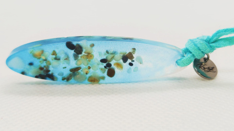 Kamykbijoux.pl – wisior, SUP, surf, naszyjnik Kamyk Bijoux, wisior Kamyk Bijoux, zawieszka z żywicy epoksydowej handmade Kamykbijoux.pl – wisior, SUP, surf, naszyjnik Kamyk Bijoux, wisior Kamyk Bijoux, zawieszka z żywicy epoksydowej handmade