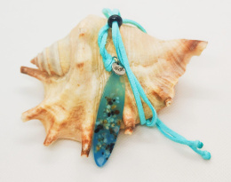 Kamykbijoux.pl – wisior, SUP, surf, naszyjnik Kamyk Bijoux, wisior Kamyk Bijoux, zawieszka z żywicy epoksydowej handmade