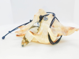 Kamykbijoux.pl – wisior, SUP, surf, naszyjnik Kamyk Bijoux, wisior Kamyk Bijoux, zawieszka z żywicy epoksydowej handmade