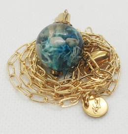 Kamykbijoux.pl – naszyjnik Kamyk Bijoux,wisiorek z żywicy epoksydowej, naszyjnik handmade, naszyjnik ze stali chirurgicznej