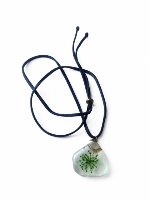 Kamykbijoux.pl –  naszyjnik Minecraft, naszyjnik Kamyk Bijoux, naszyjnik z żywicy epoksydowej handmade, sea glass