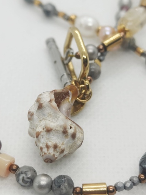 Kamykbijoux.pl – naszyjnik Kamyk Bijoux,wisiorek z żywicy epoksydowej, naszyjnik handmade, naszyjnik ze stali chirurgicznej